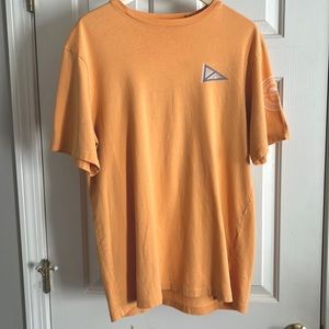 Vineyard Vines Men’s Size Medium T Shirt